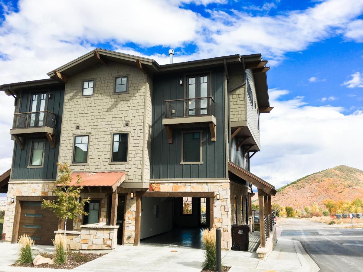 3Br At Canyons Village Base With Private Hot Tub Townhouse Park City Exterior photo